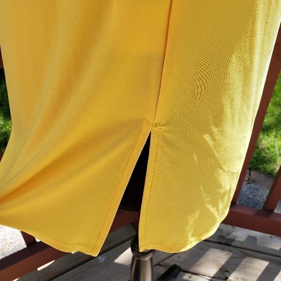 Slinky Brand Yellow Sleeveless Blouse Women’s Small Flowy Stretch Scoop Neck, Sm - Picture 5 of 14